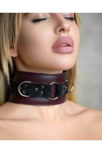 Бордовый ошейник Maroon Collar On The Strap