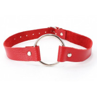 Красный кожаный кляп с кольцом